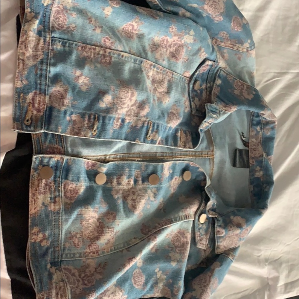 Flower denim jacket